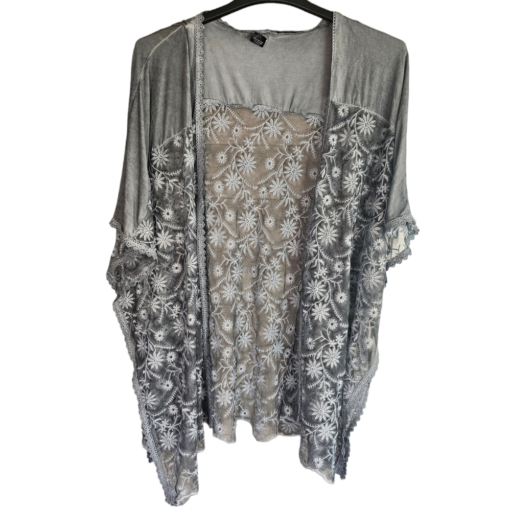 POL Gray Floral Lace shrug